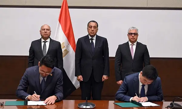 استثمار صيني بمليار دولار لتصنيع الإطارات في المنطقة الاقتصادية لقناة السويس