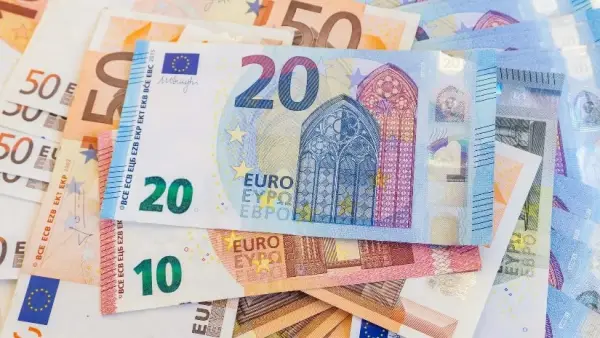 اليورو يشهد حالة من التباين أمام الجنيه المصري في نهاية تعاملات الأحد