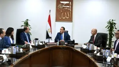 رئيس الوزراء يتابع ملفات التعاون بين وزارتي المالية والتعليم لتطوير العملية التعليمية