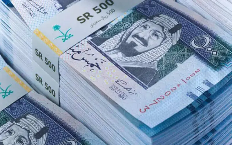 سعر الريال السعودي يتراوح بين 12.76 و12.92 جنيهاً في البنوك اليوم