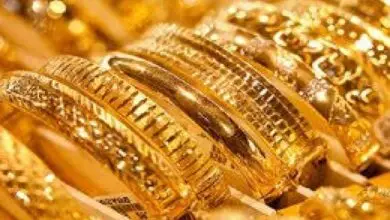 استقرار أسعار الذهب محليًا وتراجعها عالميًا وسط ترقب بيانات الوظائف الأمريكية