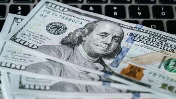 استقرار سعر الدولار أمام الجنيه في البنوك خلال إجازة المولد النبوي