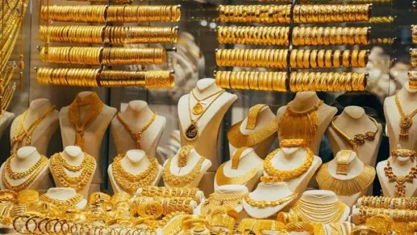 سعر الذهب في مصر يستقر بعد ارتفاع قياسي وعيار 21 يسجل 4915 جنيهًا