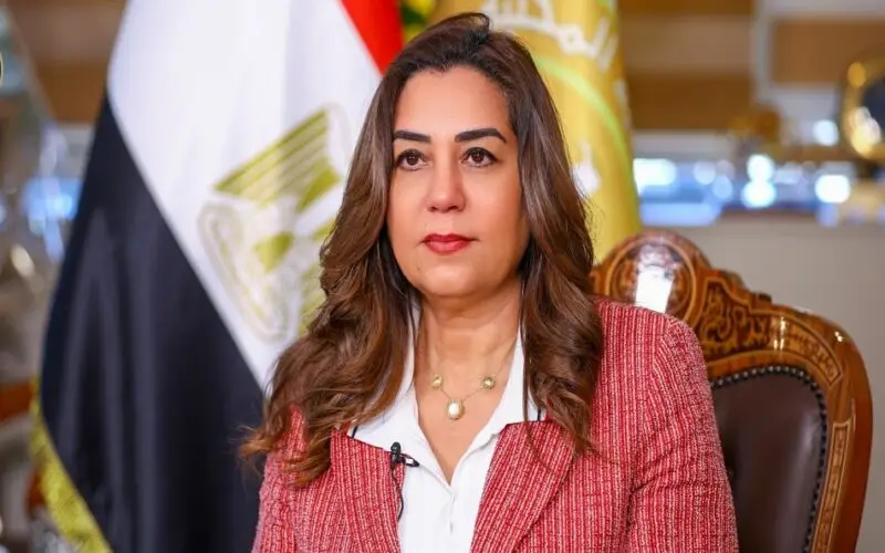 وزيرة البيئة تعلن تطوير 12 محطة لرصد جودة الهواء بالقاهرة الكبرى