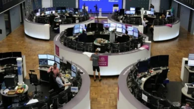الأسهم الأوروبية تتراجع بقيادة «إتش إس بي سي» و«فيراري» مع تصاعد القلق السياسي في فرنسا