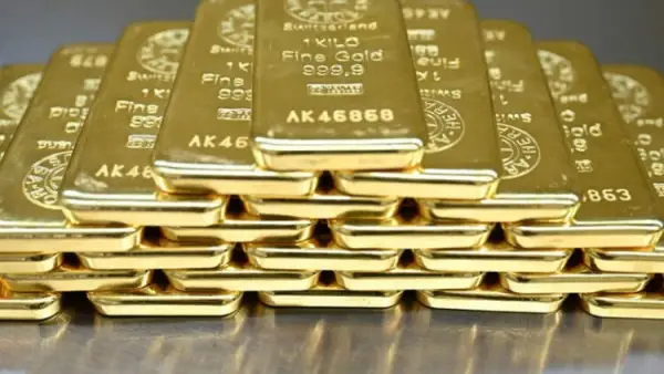 الذهب يقترب من 3900 دولار للأوقية محققًا مكاسب أسبوعية تتجاوز 3%