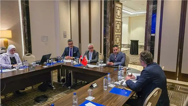 رئيس اقتصادية قناة السويس يبحث فرص التعاون مع كبار المستثمرين الأتراك