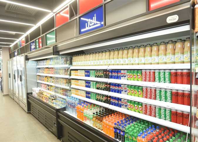 «اتصالات مصر» والقابضة الغذائية تتعاونان لتطوير منافذ التموين عبر مشروع «كاري أون»