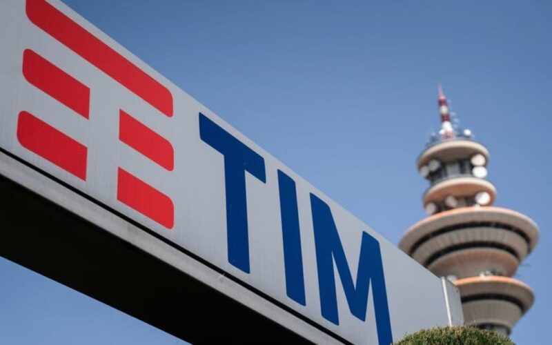 تيليكوم إيطاليا تحقق فوزًا قضائيًا بقيمة 1.2 مليار دولار
