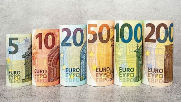 سعر اليورو أمام الجنيه في البنوك المحلية اليوم السبت 20 ديسمبر 2025
