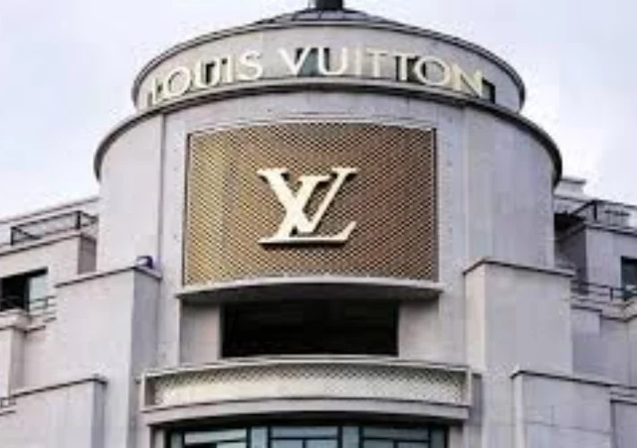 LVMH تحقق أرباحًا تفوق التوقعات بدعم من تعافي الطلب في الصين