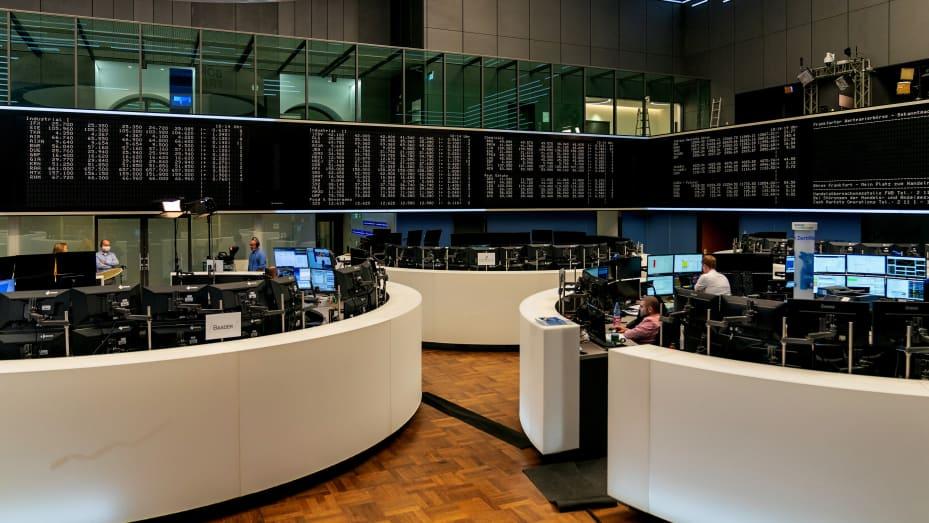  الأسهم الأوروبية تغلق مرتفعة مع ترقب المستثمرين للتطورات في إيران