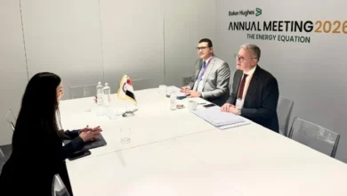 البترول تعزز التعاون مع تيسن كروب في مشروعات خفض الانبعاثات والطاقة النظيفة