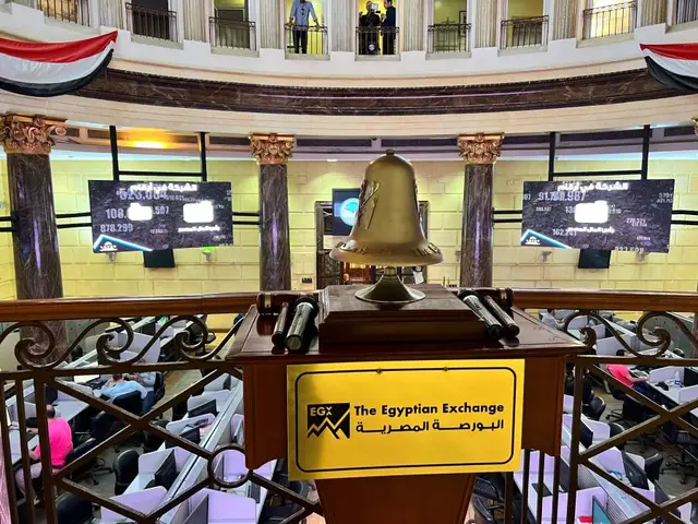 البورصة المصرية تستهل أسبوع التداول بارتفاع جماعي