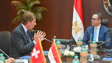 وزير الاستثمار يبحث تعزيز التعاون الاقتصادي مع سويسرا على هامش التحضيرات للمنتدى الاقتصادي المشترك