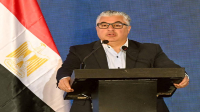 رئيس المنطقة الاقتصادية لقناة السويس يؤكد دعم القيادة السياسية لانطلاق مرحلة جديدة بميناء السخنة