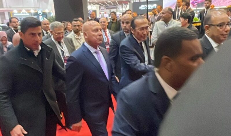 كامل الوزير يزور جناح كايي في أوتومورو 2026 ويطلع على خطط التصنيع والتصدير