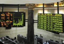 البورصة المصرية تواصل مكاسبها بمنتصف الجلسة وتضيف 32 مليار جنيه بدعم مشتريات الأجانب