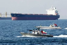 الحرب الأمريكية الإيرانية تضغط على أسواق التأمين العالمي وتزيد أقساط الشحن والطيران