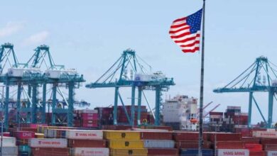 ترامب يعلّق العمل بقانون الشحن الأمريكي 60 يومًا لتهدئة أسواق النفط