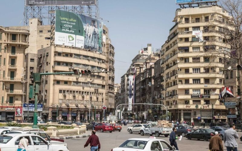 تباطؤ القطاع الخاص غير النفطي في مصر لأدنى مستوى خلال عامين تحت ضغط التكاليف وضعف الطلب