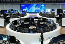 تراجع الأسهم الأوروبية مع تصاعد الضبابية بشأن محادثات وقف إطلاق النار