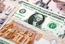 استقرار الدولار أمام الجنيه في بداية التعاملات وسط ترقب تحركات السوق