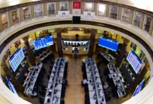 صعود التعليم والسياحة يقود مكاسب البورصة المصرية وتراجع البنوك خلال الأسبوع الماضي