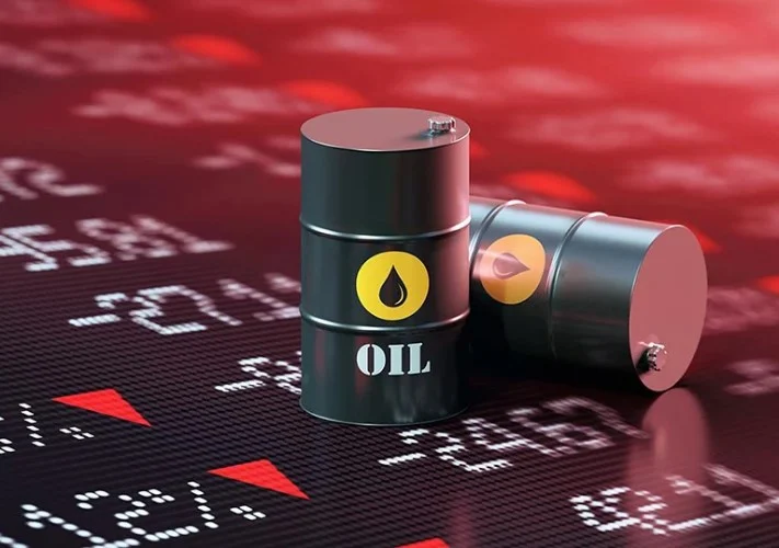 أسعار النفط تتراجع 1% بعد اتفاق وقف إطلاق النار بين إسرائيل وحزب الله