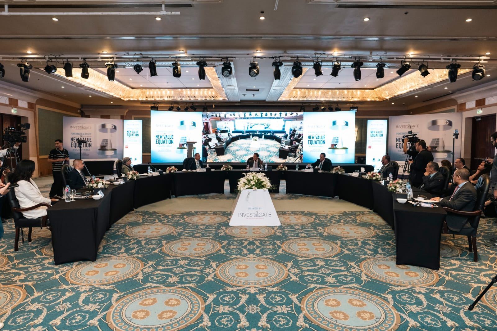 إنفستجيت تطلق مائدتها المستديرة الثامنة والعشرين لمناقشة الطاقة والقطاع العقاري وإعادة تعريف قيمة الأصول