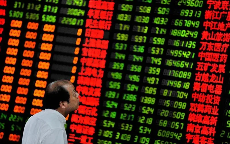 شركات صينية مملوكة للدولة تتجه لإعادة شراء الأسهم وزيادة التوزيعات النقدية
