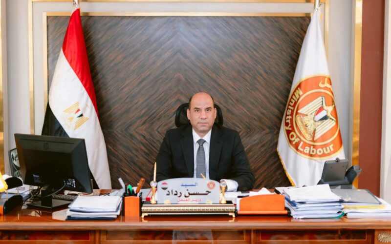 إطلاق مبادرة فوق الأربعين لدعم أصحاب الخبرات وتعزيز التوظيف بالكفاءة