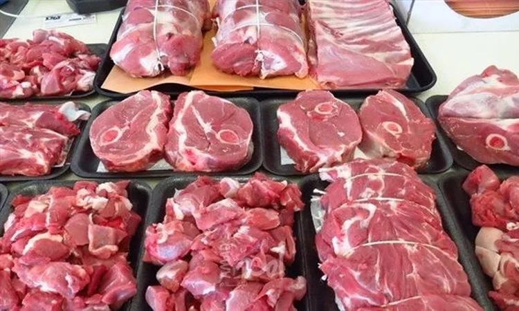 تباين أسعار اللحوم في الأسواق اليوم مع استقرار نسبي في منتصف الأسبوع