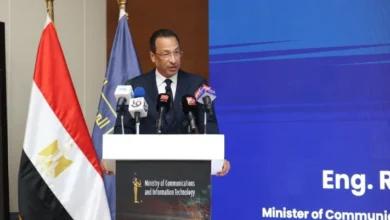 وزير الاتصالات: بناء كوادر مصرية لتطوير حلول ذكاء اصطناعي تلبي الاحتياجات الوطنية