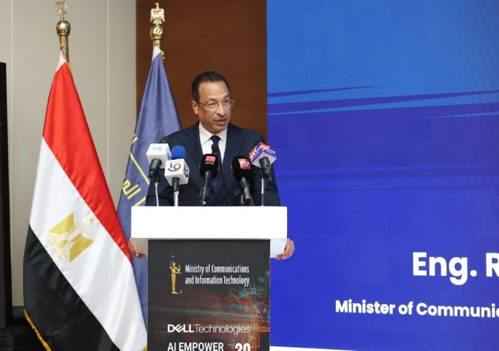 وزير الاتصالات: بناء كوادر مصرية لتطوير حلول ذكاء اصطناعي تلبي الاحتياجات الوطنية