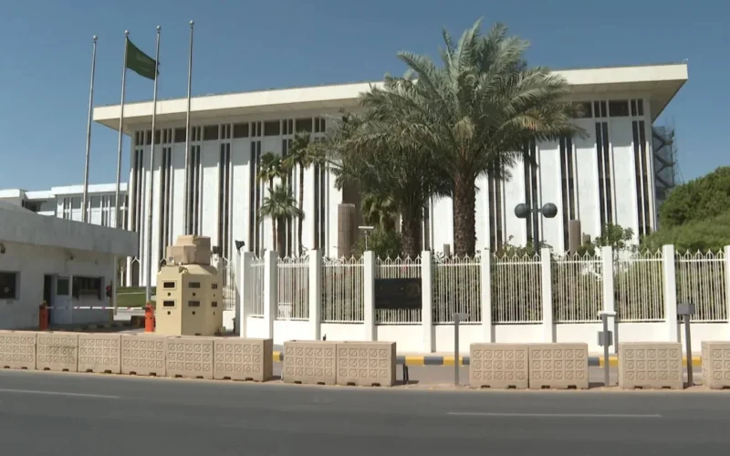 البنك المركزي السعودي يرفع أسعار الفائدة 25 نقطة أساس