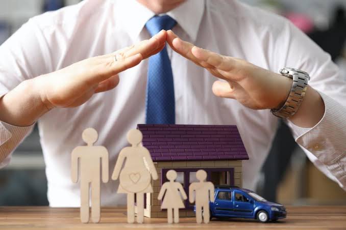 تجزؤ الأسواق والكوارث والمخاطر الجيوسياسية تضغط على نمو التأمين الآسيوي