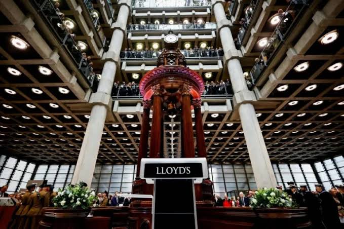 خسائر بـ1.4 مليار جنيه إسترليني تهدد سوق لويدز بسبب تداعيات حرب الخليج